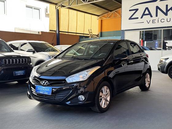HYUNDAI HB20 1.6 PREMIUM 16V FLEX 4P AUTOMÁTICO HYUNDAI HB20 1.6 PREMIUM 16V FLEX 4P AUTOMÁTICO